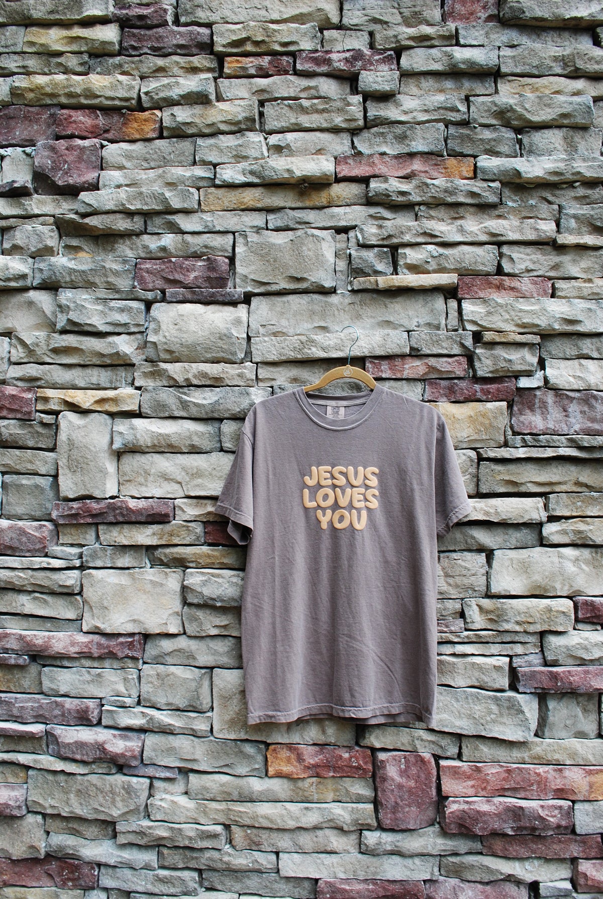 JESUS LOVES YOU PUFF SHIRT