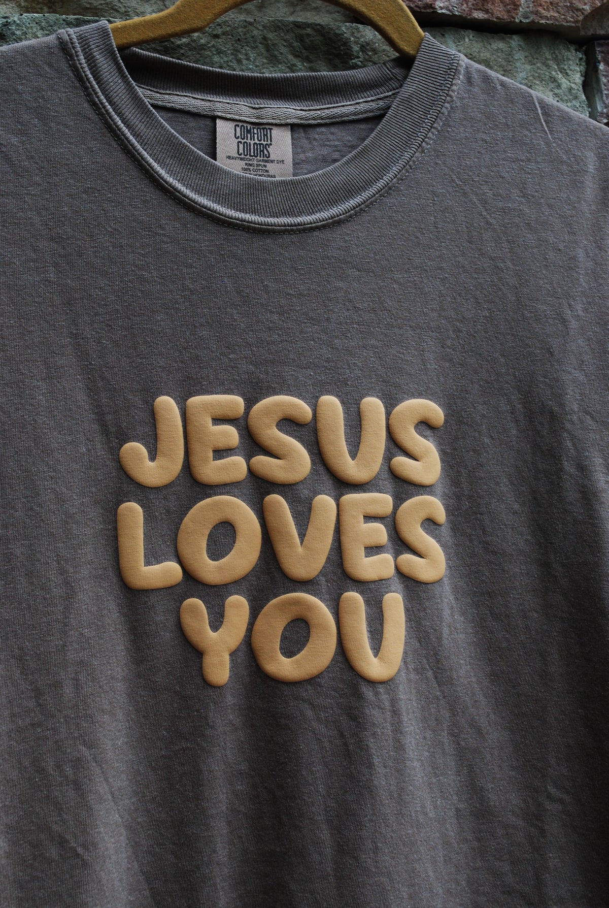 JESUS LOVES YOU PUFF SHIRT